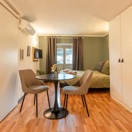 Beer And Dream Apartment Cuneo Exterior photo